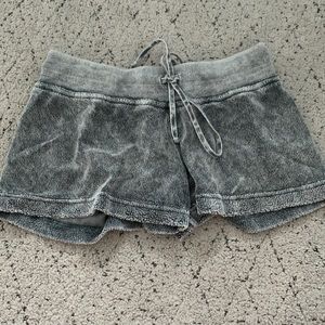 Gray hardtail shorts